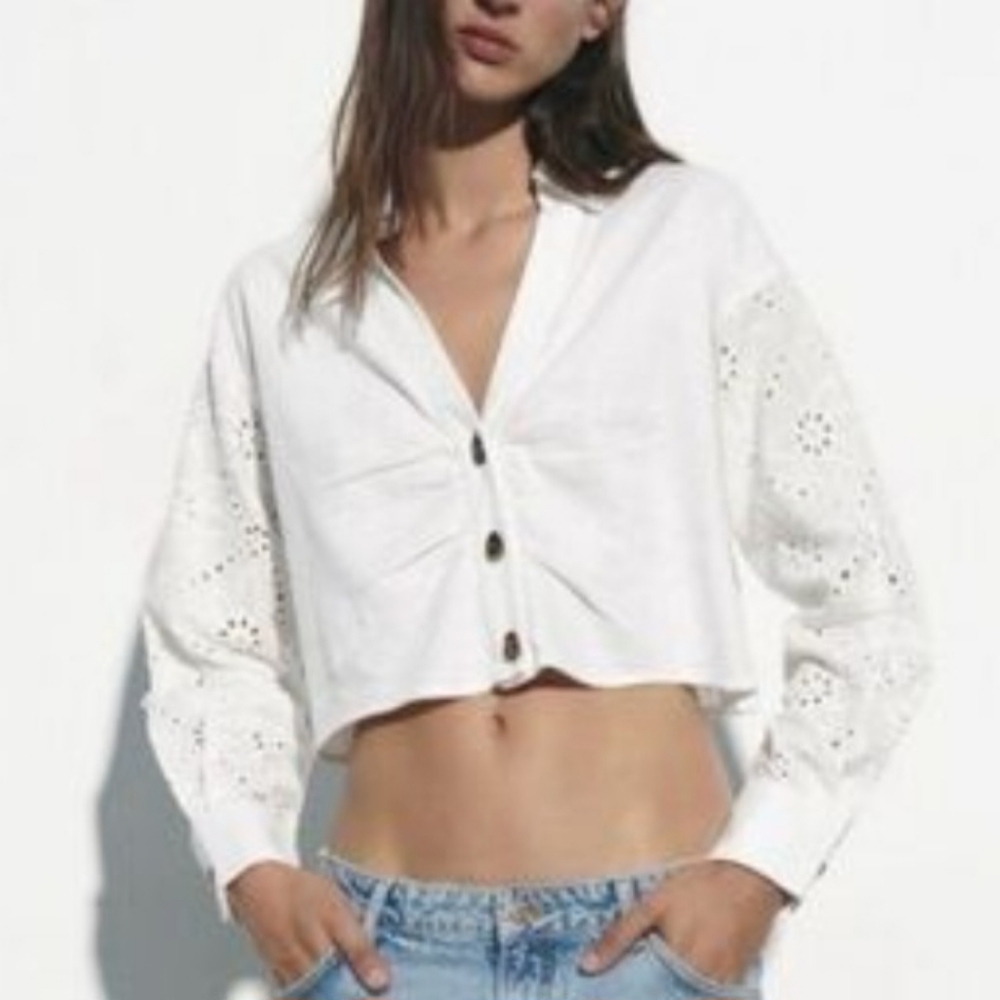 Zara White 100% Cotton Eyelet Garden Girl Embroidered Cropped Blouse Size Large.